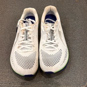 Altra Escalante Racer